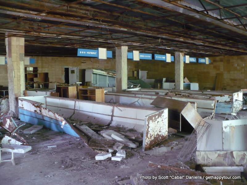 Scott's Travel Blog » 2013/06/20 – Pripyat Supermarket